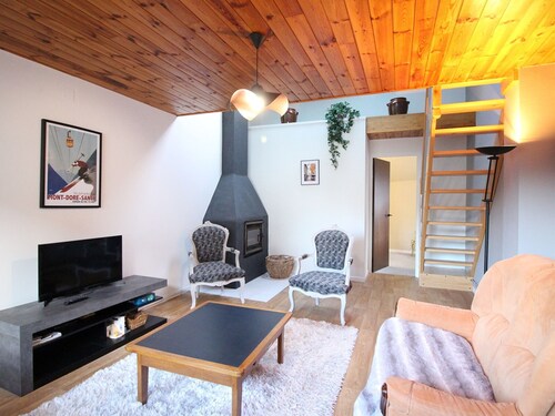 Charming house in Mont-Dore with garage, sleeps 6