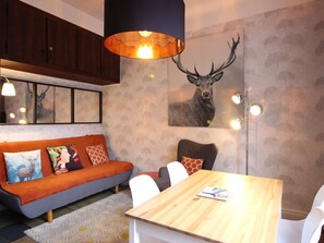 Interior - Nice Central F2 with Lift and WiFi (Mont-Dore)