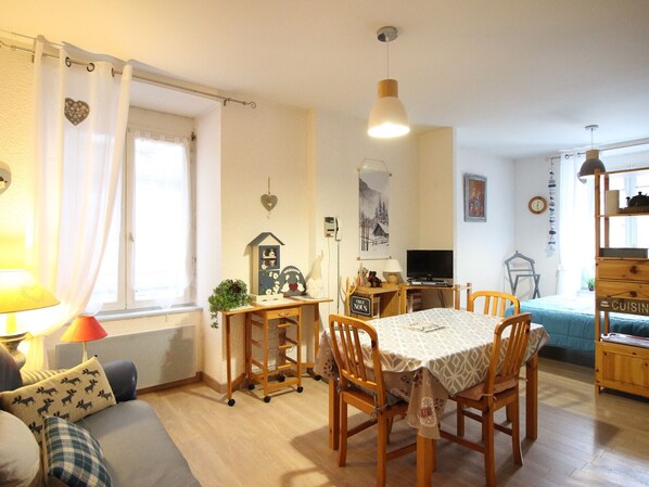 Dining - Central Mont-Dore Apartment, 4 people, elevator (Mont-Dore)