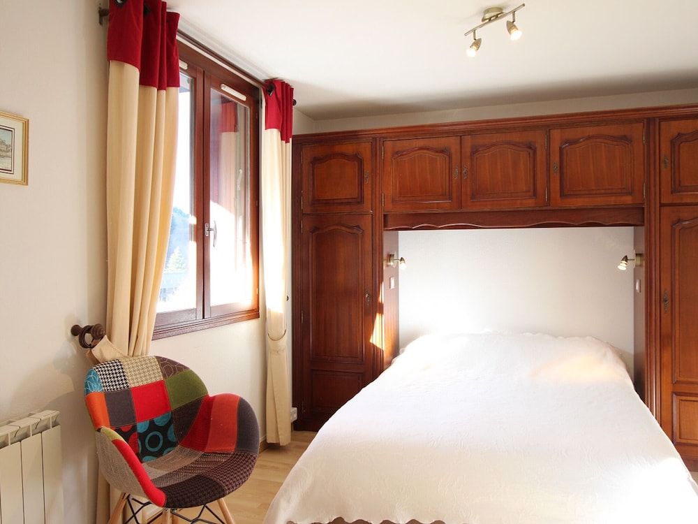 Photo inspiration: Visual Reference: F2 Apartment Top Floor With Balcony WiFi And Parking Mont