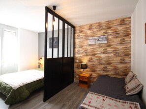 1 bedroom - 2-Room Apartment City Center, Sleeps 6 (Mont-Dore)