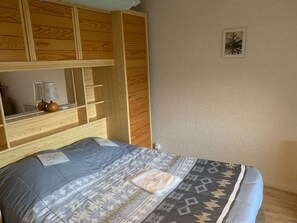 2 bedrooms - Comfortable F2 bis with balcony at the foot of the slopes and parking, Mont-Dore (Mont-Dore)