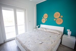 1 Schlafzimmer, Schreibtisch, WLAN, Bettwäsche