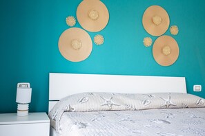 Bureau, Wi-Fi, draps fournis