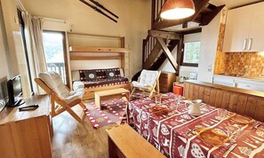 Living area - Apartment in Megeve With Mont Charvin View (Megeve)