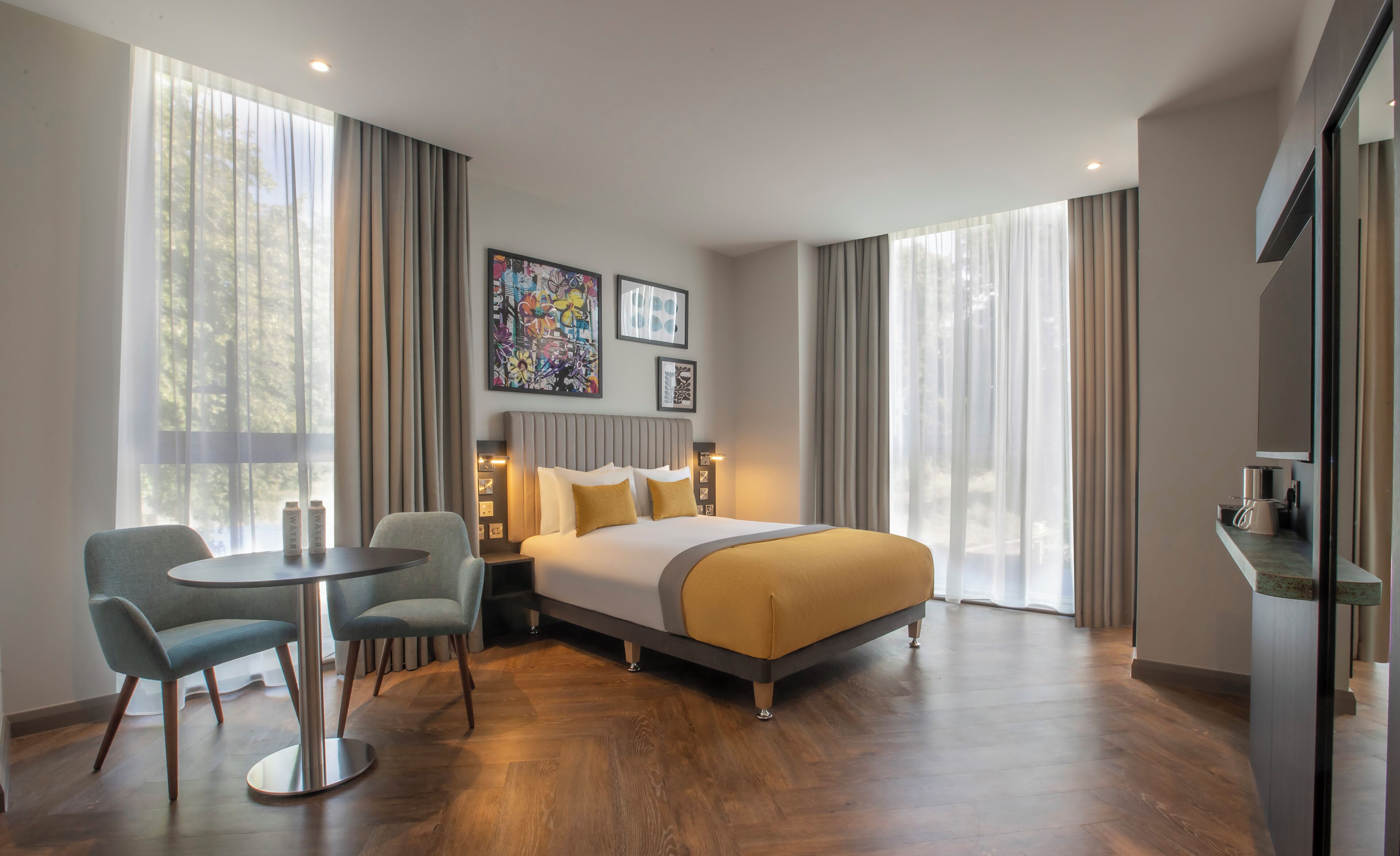 Habitación Deluxe doble | Escritorio, sistema de insonorización, tabla de planchar con plancha