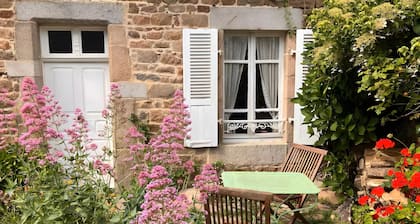 Gästezimmer „Île de Bréhat“ mit privater Terrasse und WLAN
