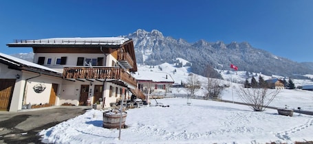 Exterior. Sonnehuesli