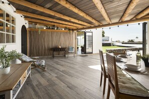 Outdoor dining - Casa Anabella by Escape Home (Puerto del Carmen)