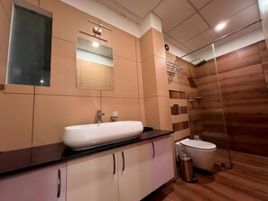 Habitación doble estándar, vista a la montaña | Baño