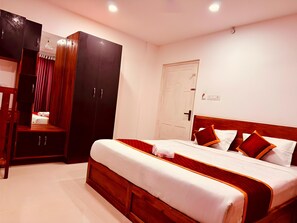 Habitación doble estándar, vista a la montaña | Wifi gratis 