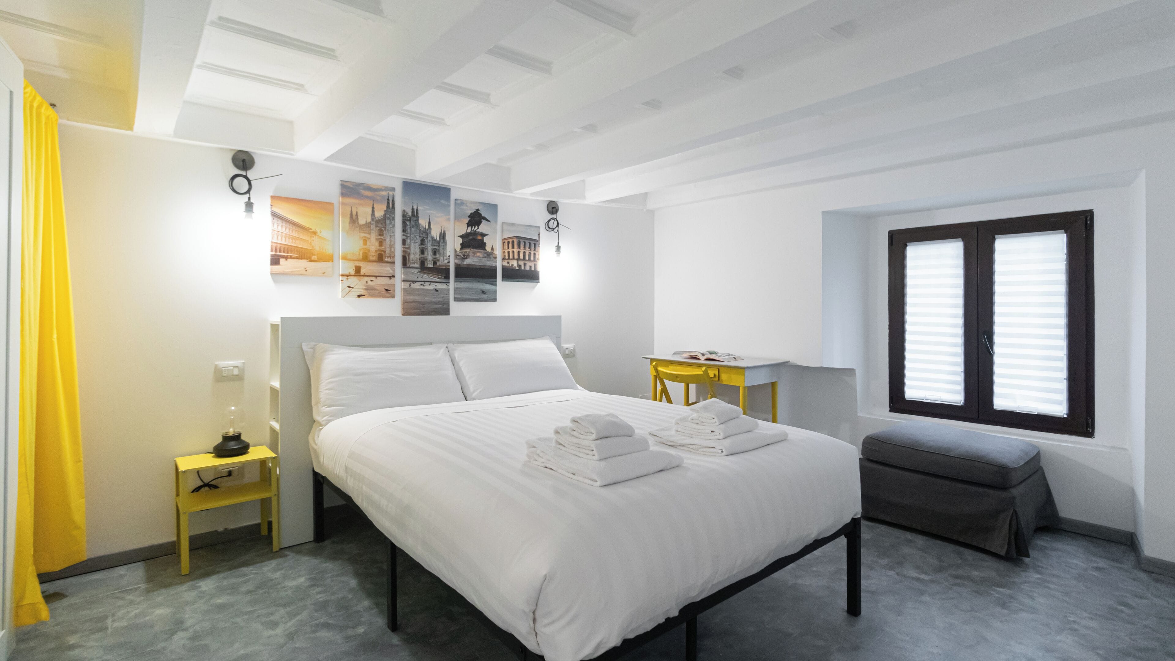 Apartment (2 Bedrooms) | 2 bedrooms, cribs/infant beds, bed sheets