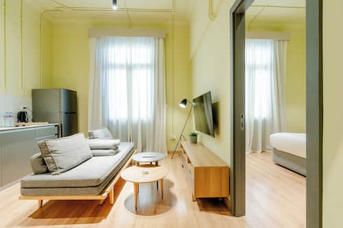Apartment, 2 Bedrooms, Balcony, City View | Living area