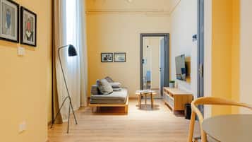 Standard Apartment, 1 Bedroom | Living area