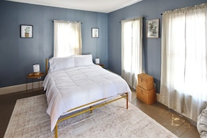 5 chambres, fer et planche à repasser, Wi-Fi gratuit, draps fournis