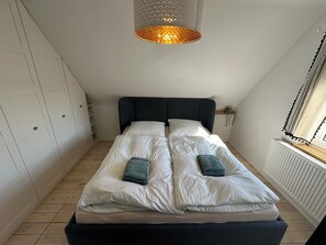 3 Schlafzimmer, Internetzugang, Bettwäsche
