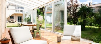 Casa de vacaciones «La Maison De Famille» con terraza, jardín privado y Wi-Fi