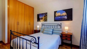 Unclassified image, 4 of 33, button - Charming Orada 2-bedroom Albufeira Duplex Apartment With Shared Pool Sleeps 6 (Albufeira)