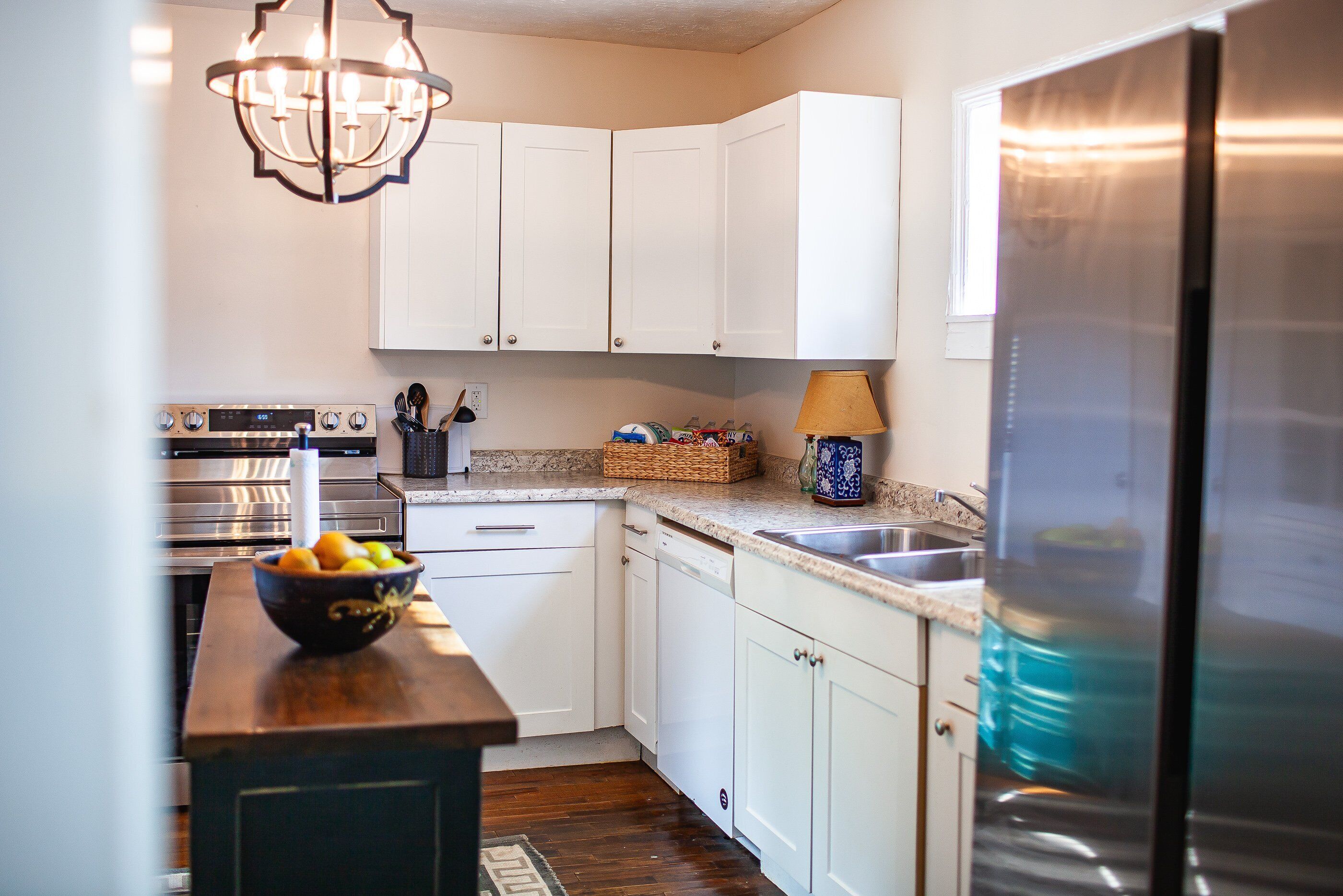 Refrigerador, microondas, horno, lavavajillas