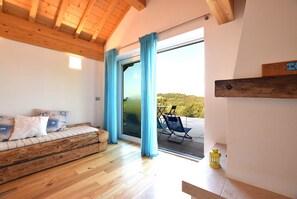 Cabin, Mountain View | Living area