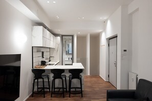 Interior - Refined two-room bedroom between Brera and the Duomo (Milan)