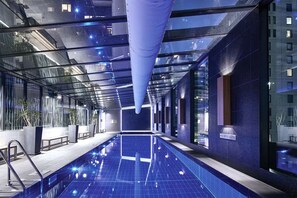 Apartment | Pool | Outdoor pool - City Stay Steps From Yarra River Walks (Melbourne)