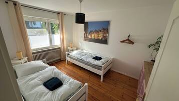 2 makuuhuonetta, Wi-Fi, vuodevaatteet