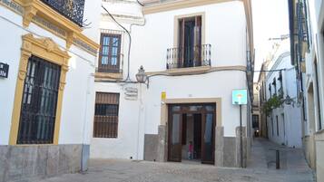 Voorkant van accommodatie