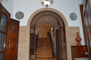 Reception - apartamentos plazuela arco el portillo (Córdoba)