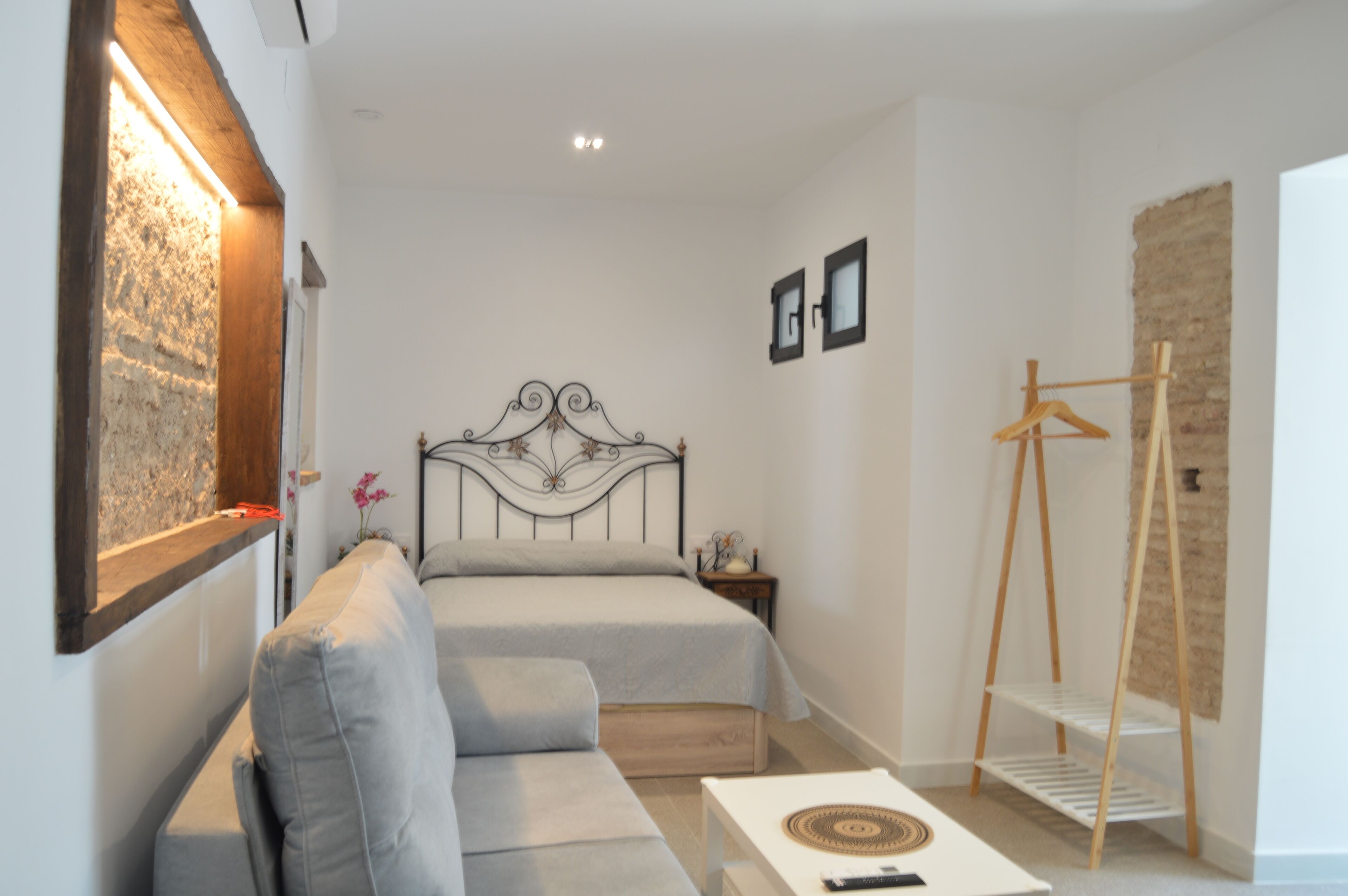 Superior Studio | Living area | 49-inch LED TV with premium channels, first-run movies, pay movies