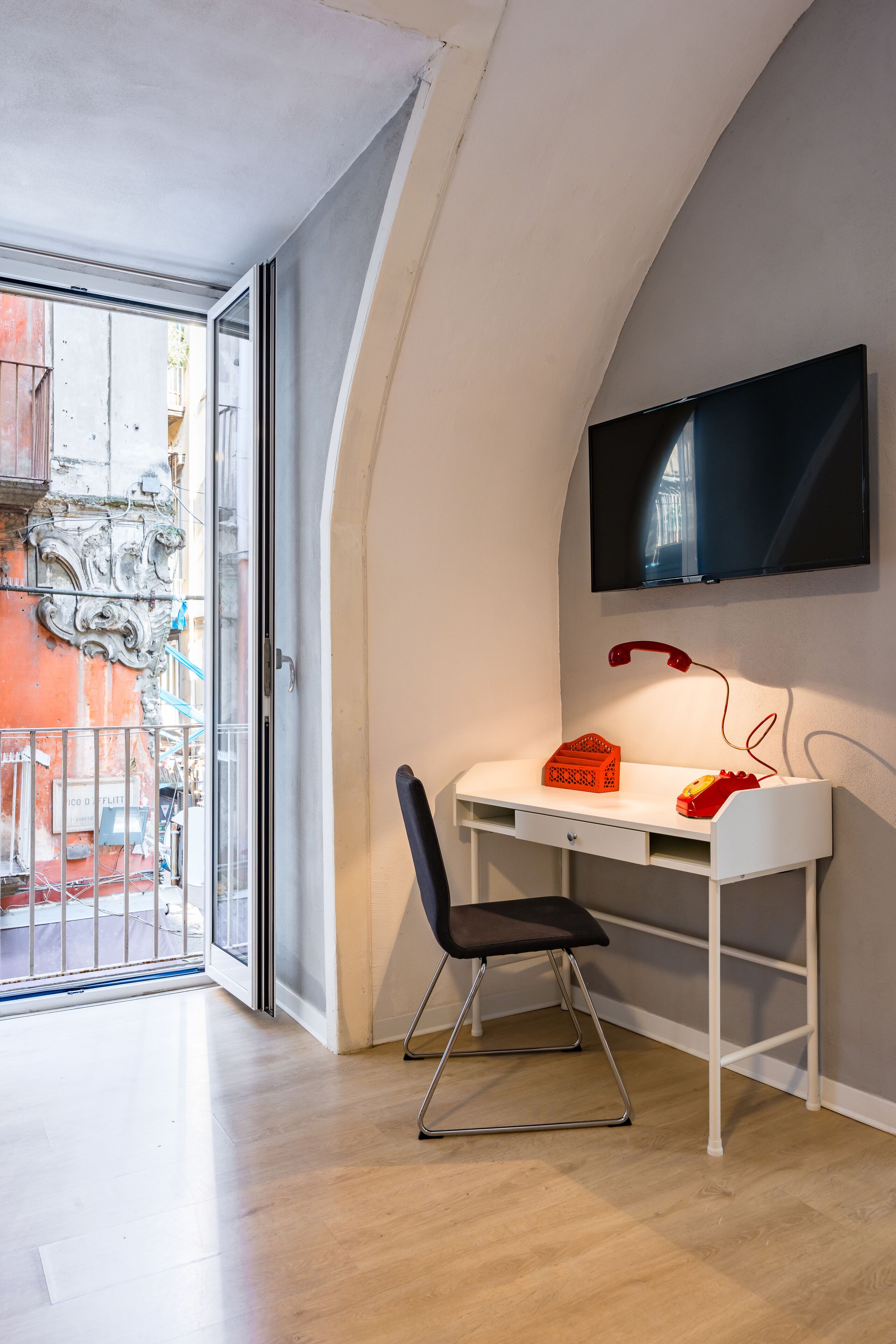 2 bedrooms, bed sheets