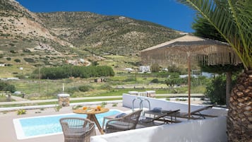 Suite Deluxe, vistas a la piscina | Vistas a la montaña