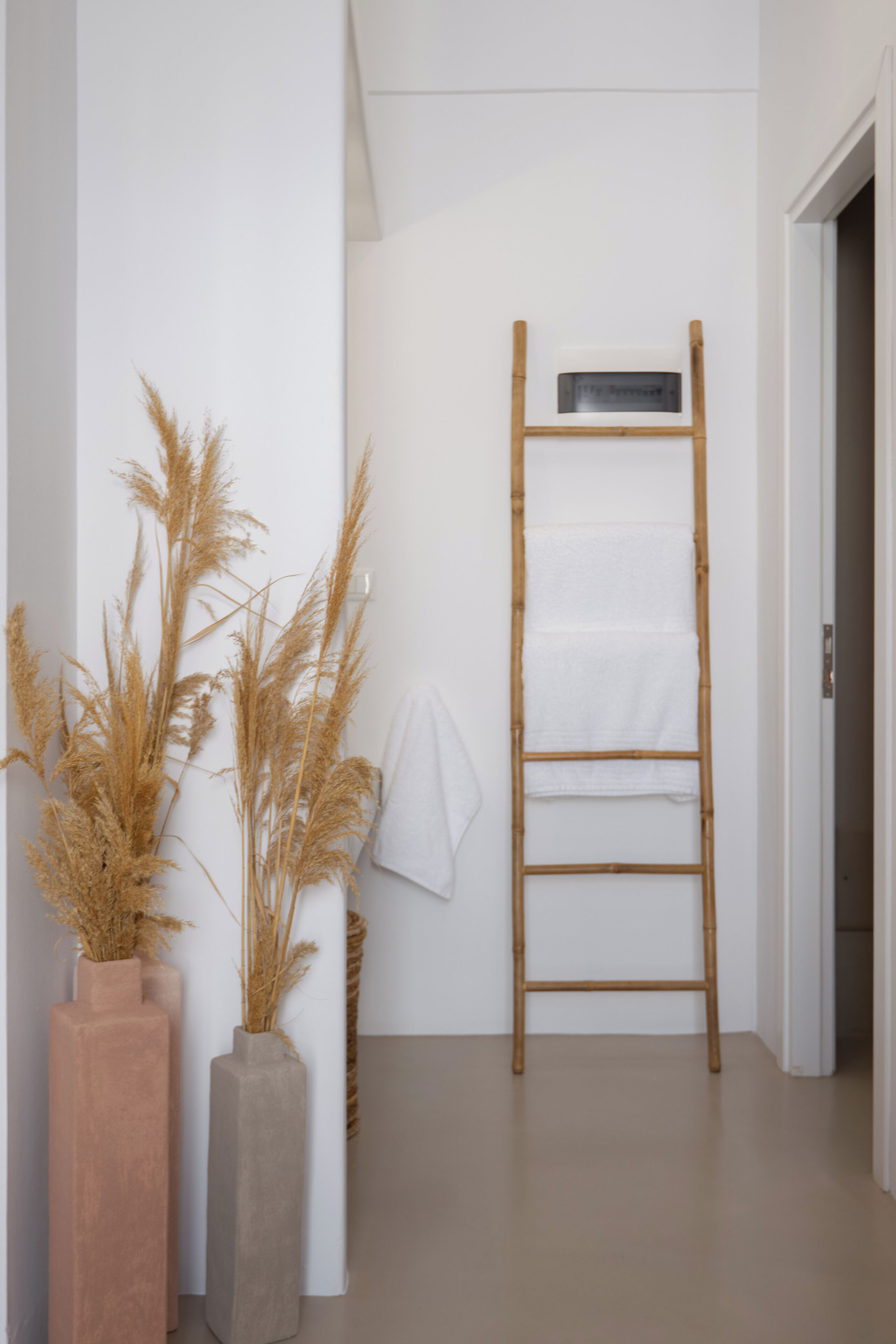 Superior Suite, Pool View | Bathroom | Shower, hair dryer, slippers, towels