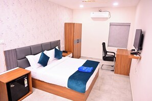 Family Studio Suite, City View | Desk, laptop workspace, blackout drapes, soundproofing - Elite Hotel Karimnagar (Karimnagar)