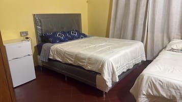 Family Quadruple Room, 2 Bedrooms, Shared Bathroom, Courtyard View | Desk, laptop workspace, iron/ironing board, free WiFi