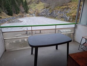 Property grounds - 6-person apartment at the foot of the slopes (Eaux-Bonnes)