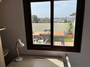 Interior - Duplex with private terrace and parking 15 minutes from Seville (Dos Hermanas)