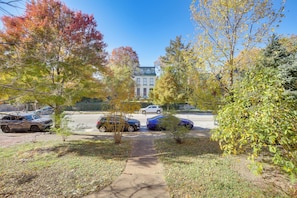 Apartment (1 Bedroom) | Interior - Heart of St Louis! Walkable Soulard Apt w/ Loft (St. Louis)