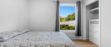 1 室のベッドルーム、インターネット、ベッドシーツ