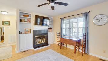 Rumah (2 Bedrooms) | Interior