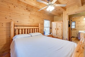 House (1 Bedroom) | Interior