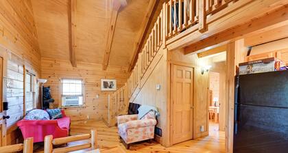 Cabin Along Rough River! Views, Fire Pit & Grill