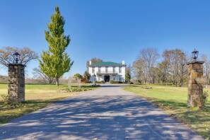 House (Multiple Bedrooms) | Front of property - Walk to Golf Course: Spacious Rough River Retreat! (Falls of Rough)