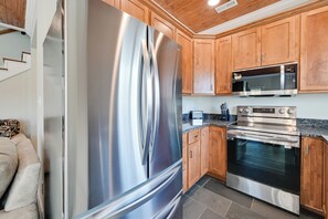 Rumah (2 Bedrooms) | Interior