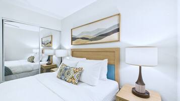 Iron/ironing board, travel crib, free WiFi, bed sheets