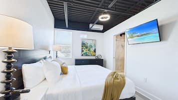 Iron/ironing board, travel crib, free WiFi, bed sheets