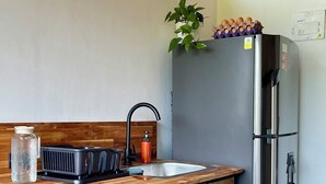 Private kitchen - Bio Cabin (Santa Elena)