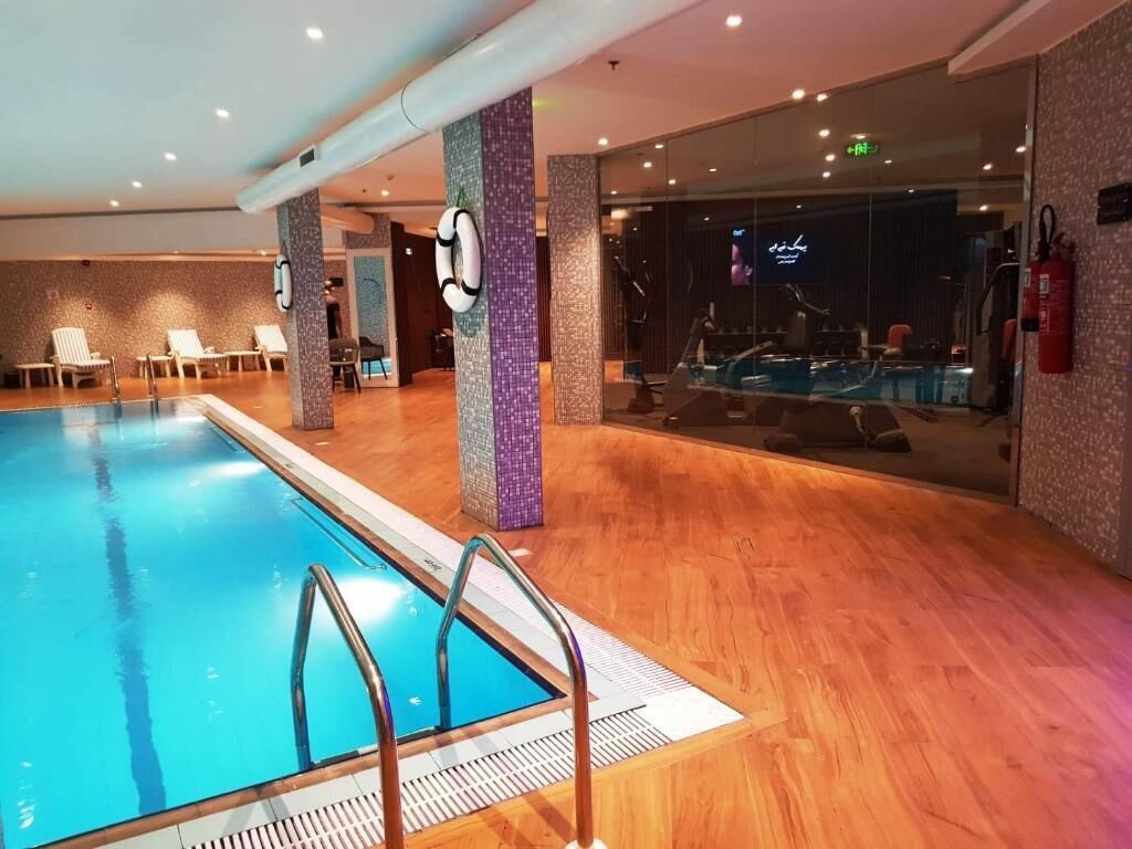 Indoor pool, lifeguards on site