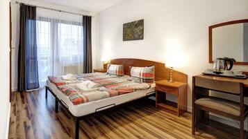 Comfort dubbelrum | Allergitestade sängkläder, strykjärn/strykbräda och gratis wi-fi