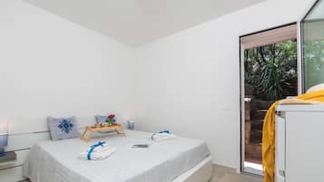 2 quartos, Wi-Fi de cortesia, roupa de cama